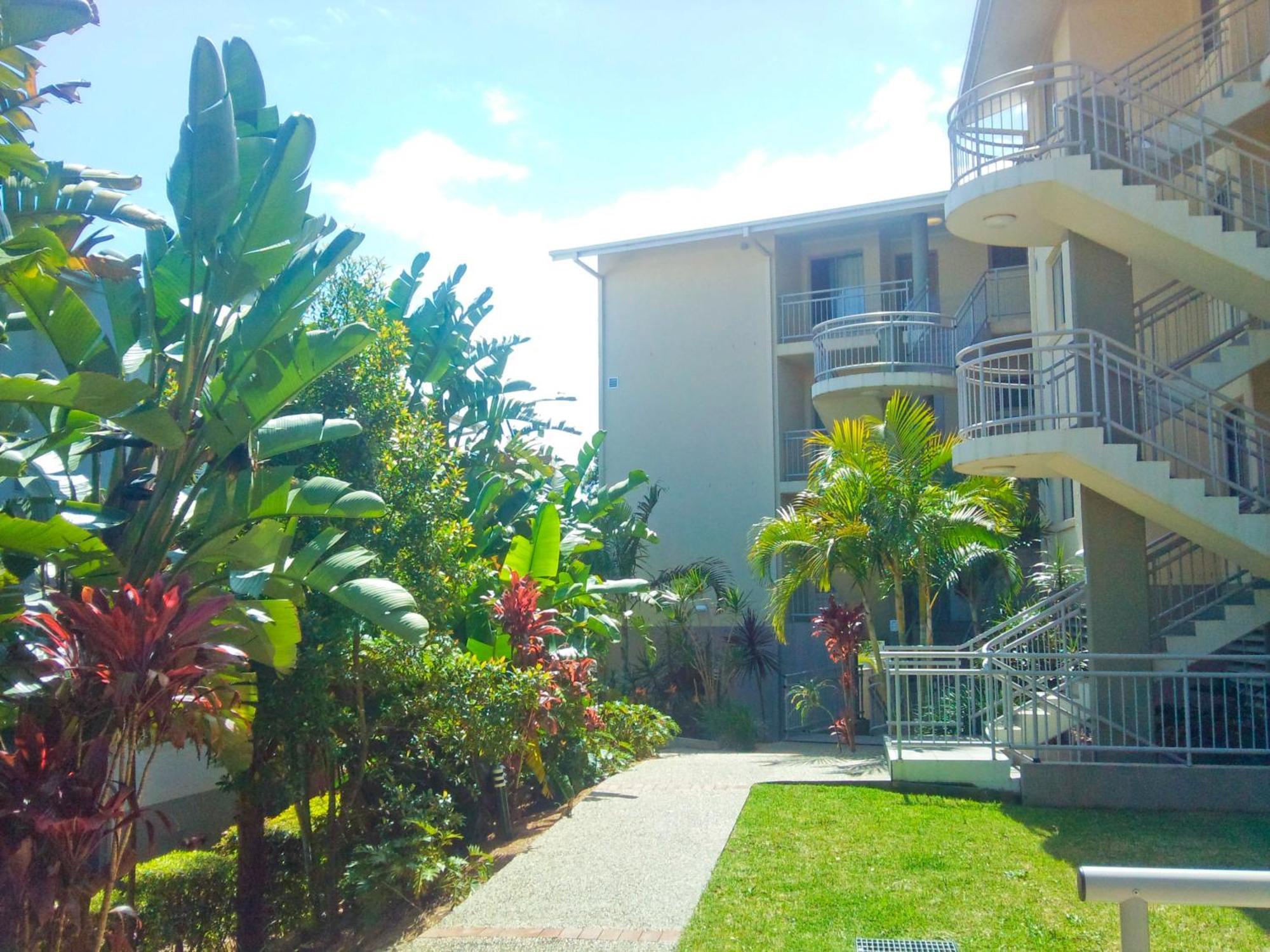 Beach Resort Apartment Порт-Маккуори Экстерьер фото